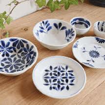 陶房 遊の砥部焼一覧